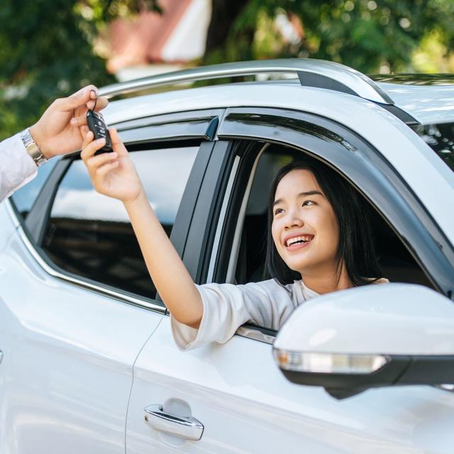 Best Cars to Rent in Crete: 16 Top Picks for Beaches, Mountains & Families (2026)